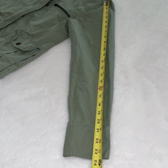 GAP Women’s Khaki Green Short Utility Douglas Fir Denim Jacket Size Small - Picture 9 of 12